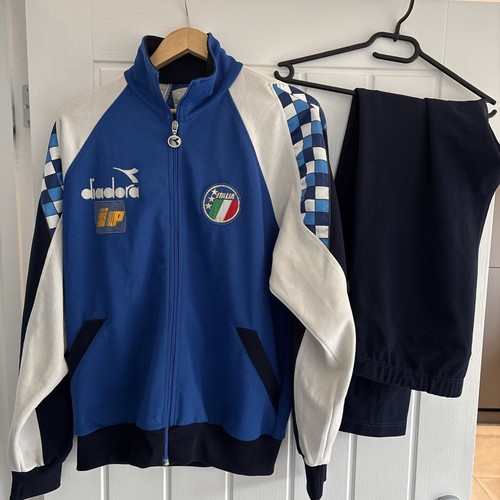 Vintage italy 1990 - vintage, diadora