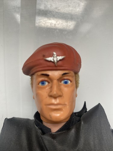 Action man parachute regiment - man,