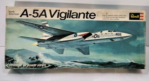 Revell 134 82 north - 1/82,