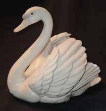 Large Vintage Lladro Swan Bird Figure Retired