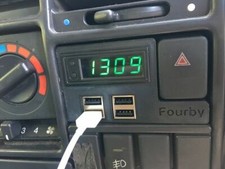 Fourby Land Rover Discovery 1 USB Clock Kit -Temperature Voltage Gauge GREEN LED