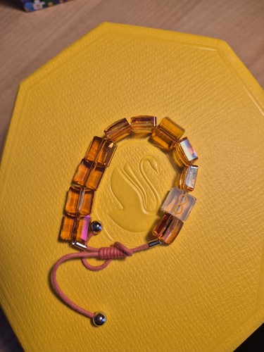 Swarovski letra infinity - letra,