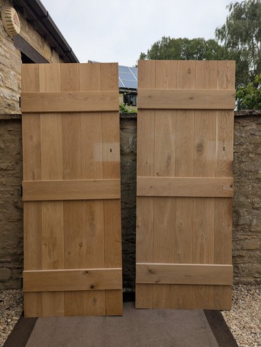 Oak ledged braced - &, 2