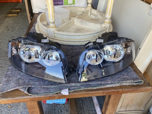 Audi halogen headlamps - (8p),