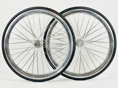 Logo 700c silver - no,