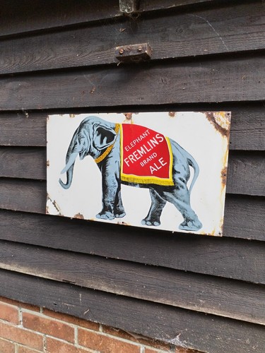 Fremlins enamel sign - fremlins,