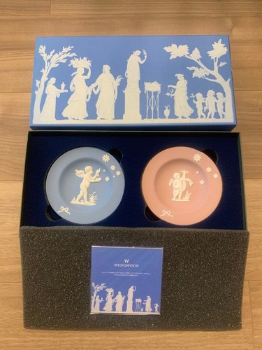 Wedgwood jasper cupid - jasper,