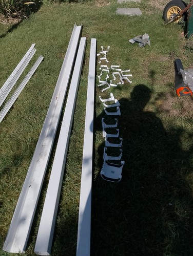 Square white guttering 114mm - , 2