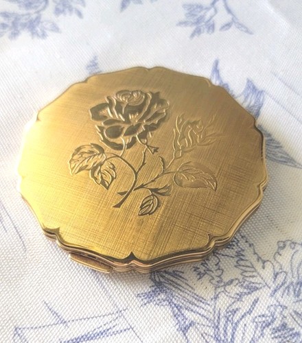 Vintage stratton powder - vintage,