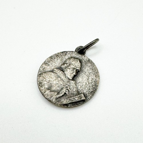 Vintage alberte medal - alberte,