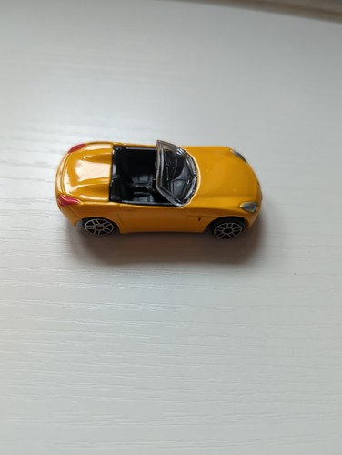 Maisto pontiac solstice 2006 - maisto,