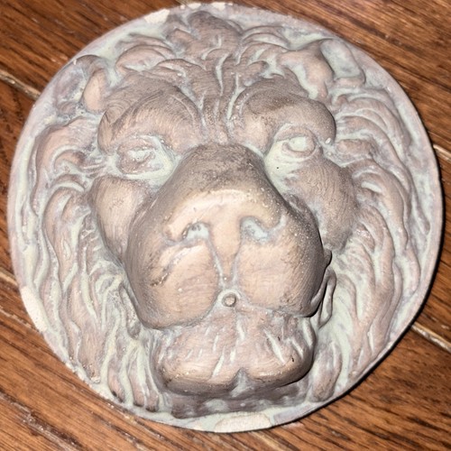 Vintage lion chalkware - lion,