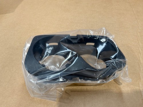 Mercedes class cup holder - mercedes,