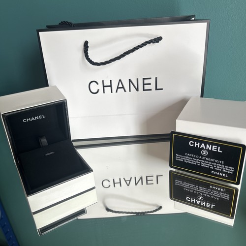 Chanel empty box and gift - empty,