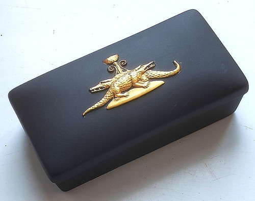 Wedgwood egyptian crocodile - egyptian,
