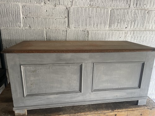 Vintage ottoman - vintage,