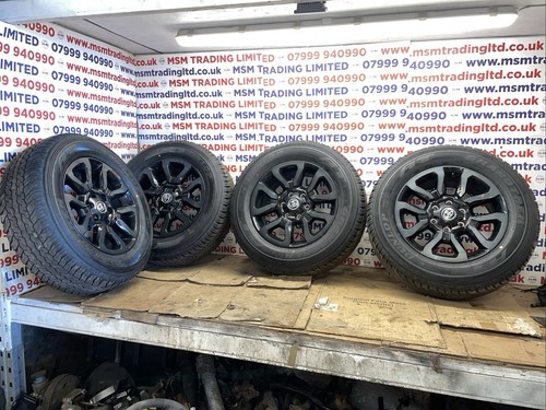 Toyota hilux dunlop - dunlop, tyres
