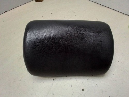 Saab 2005 rear - rear, head