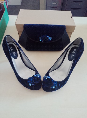 Ruby shoo heels size with - heels, 7