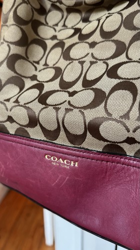 Coach signature shoulder - coach,