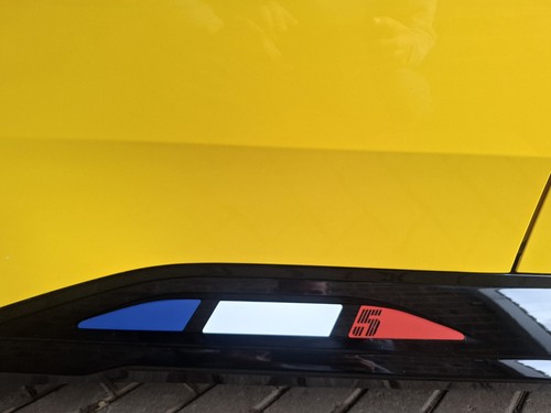 Renault tech electric - 5, side