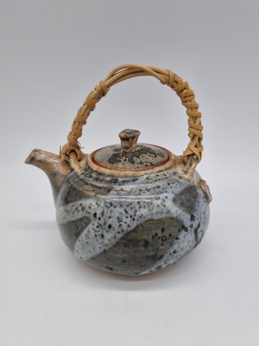 Studio pottery small - pottery, cup