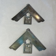 Lodge Past Master masonic pair of collar jewels master's PM IPM 