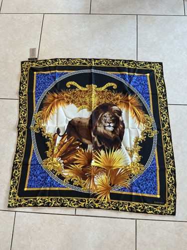 Versace lion and medusa silk - lion,