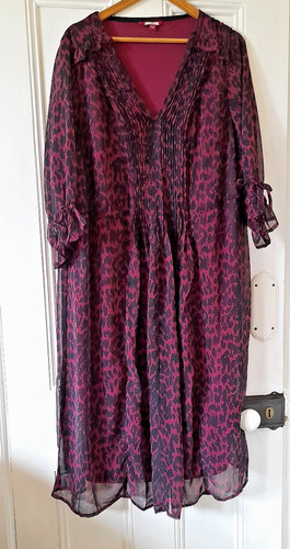 Joe browns size - 22, red