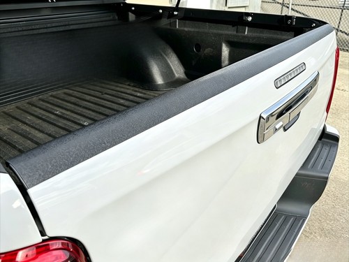 Fits mitsubishi l200 rear - l200,