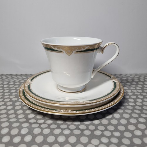 Royal doulton fine - royal, china
