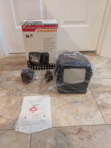 Black white w portable - black, crt