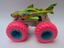 Monster Jam Hot Wheels Shark