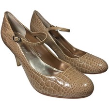 Roberto Vianni Mary Jane Court