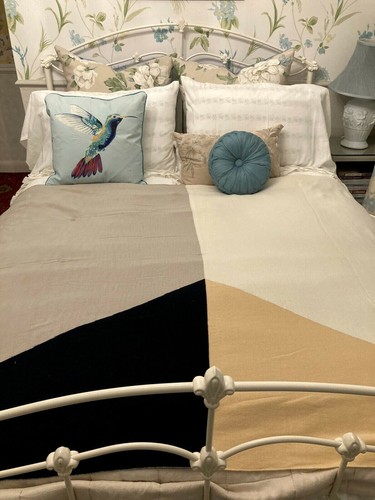 Kaisely block colour abstract - block,