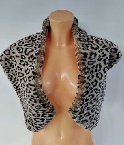 Vgc whistles size small - vgc,