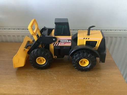 Tonka trucks 952 - tonka,