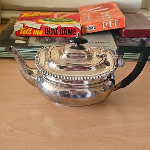 Silver plate tea - plate, pot