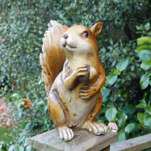 Wooden red squirrel - squirrel, garden
