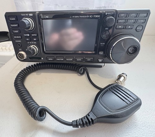 Icom 7300 50mhz amateur - hf+50mhz,
