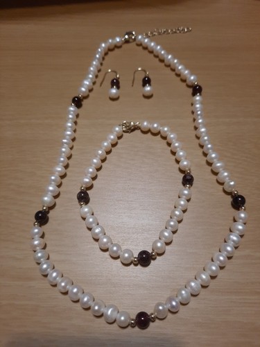 Genuine pearl and garnet - genuine,