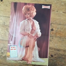 Parade Glamour Magazine Colour