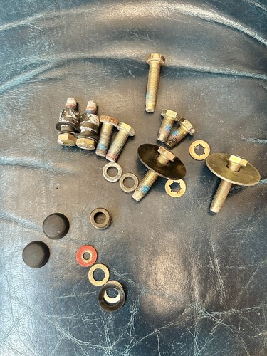 Classic mini seatbelt fitting - seatbelt,