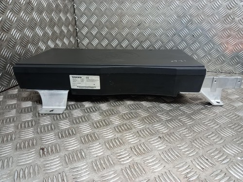 Volvo xc60 mk1 - volvo, subwoofer