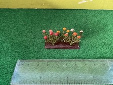 Vintage Britains Lead Floral Garden. 1930s 5 X Assorted Coloured Wallflowers.