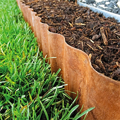 Rusted flexible lawn edging - rusted,