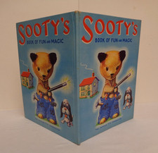 Sooty's Book Of Fun And Magic