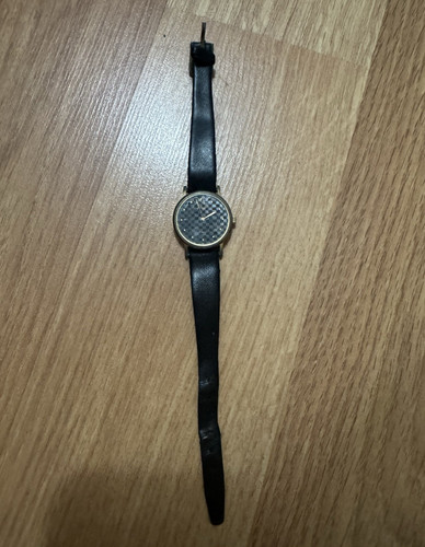 Pulsar seiko analog watch - by,