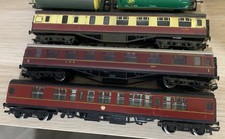 Hornby/Dapol Coaches X4