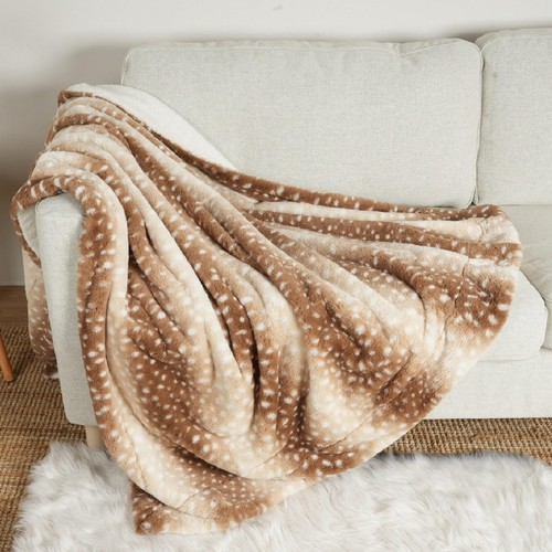 Cozy kiss luxury - luxury, fur